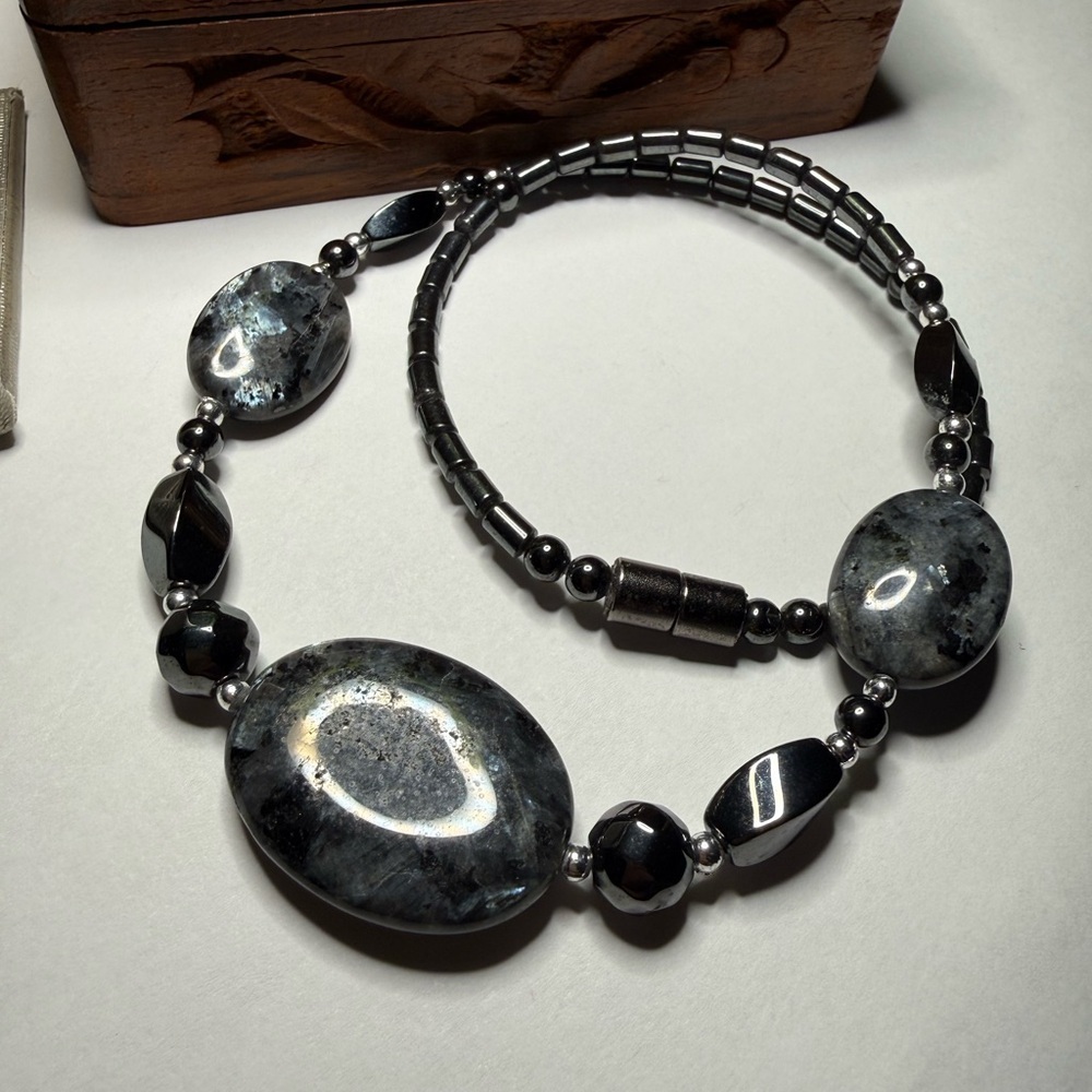 Magnetic Gray Jasper Hematite Beaded Necklace 17” Therapy Style